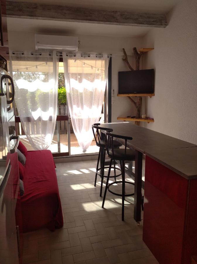 Residence Le Neptuna 50 Metres Plage Reservation Du Samedi Au Samedi En Haute Saison Agde Zewnętrze zdjęcie